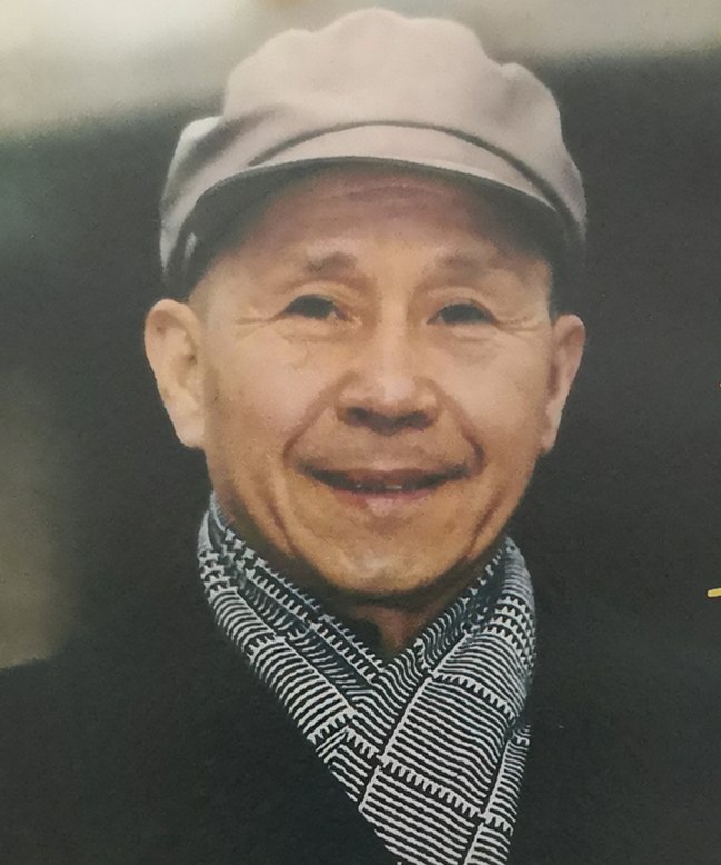 方荣翔(便装像)