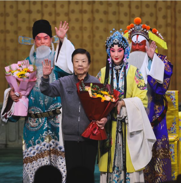 郭玮与恩师李文敏等合影