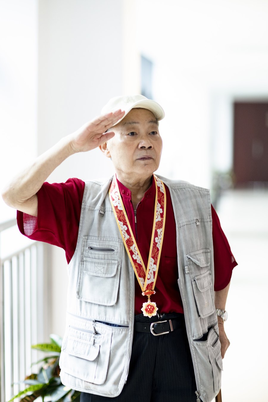 梁斌