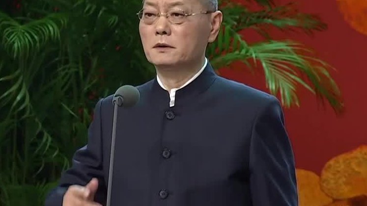 京剧《除三害》选段(演唱:邓沐玮,便装清唱中近景)