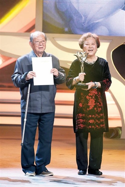 2015年,马科获第25届上海白玉兰戏剧表演艺术奖特殊贡献奖